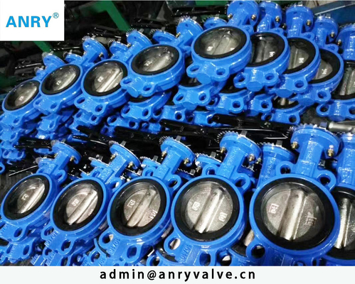 Wafer หรือ Lug Type Casted Iron Body วาล์วผีเสื้อที่นั่งยาง EPDM
